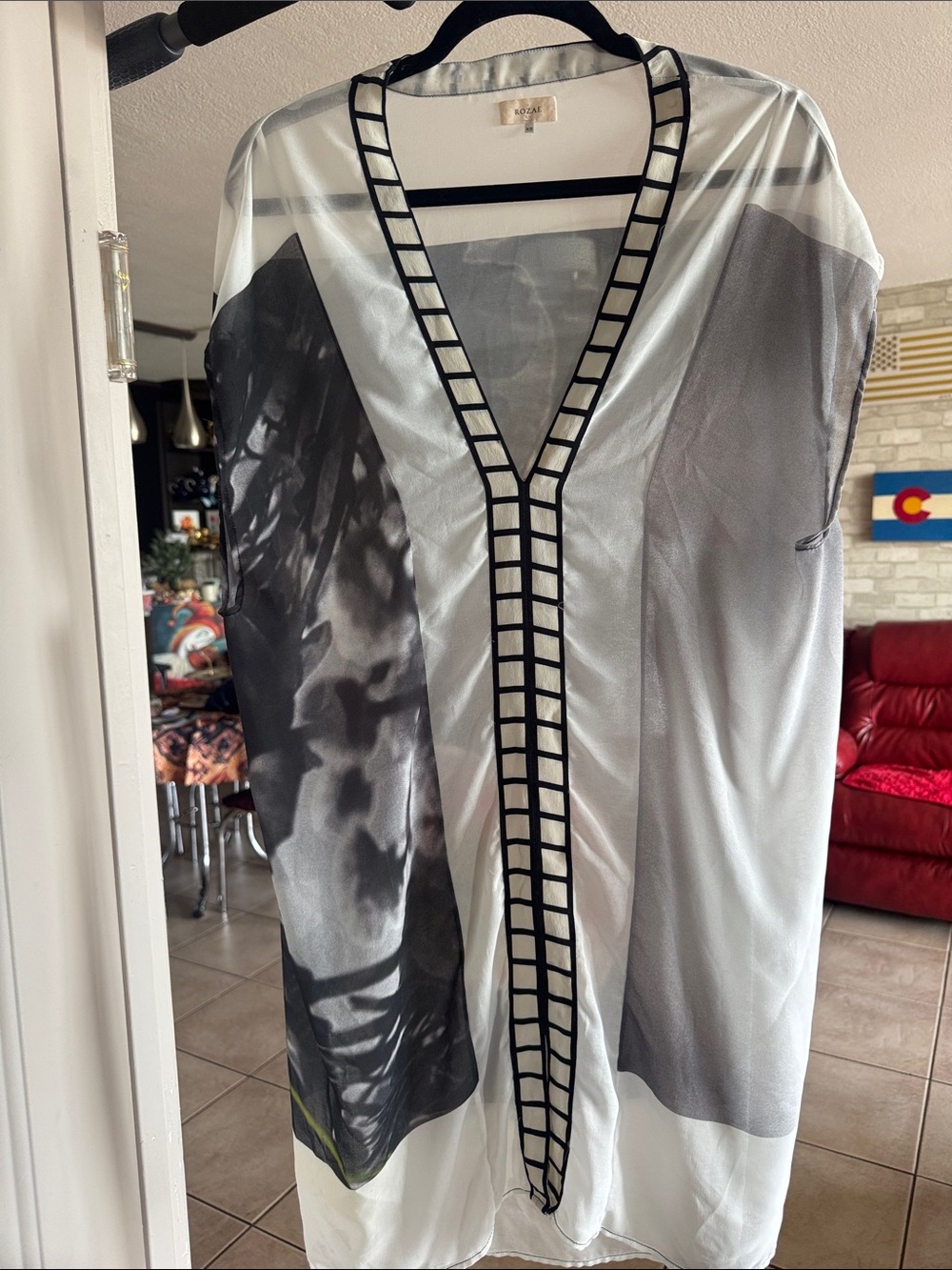 Lightweight Sheer Black & White V-Neck Tunic with Geometric Trim